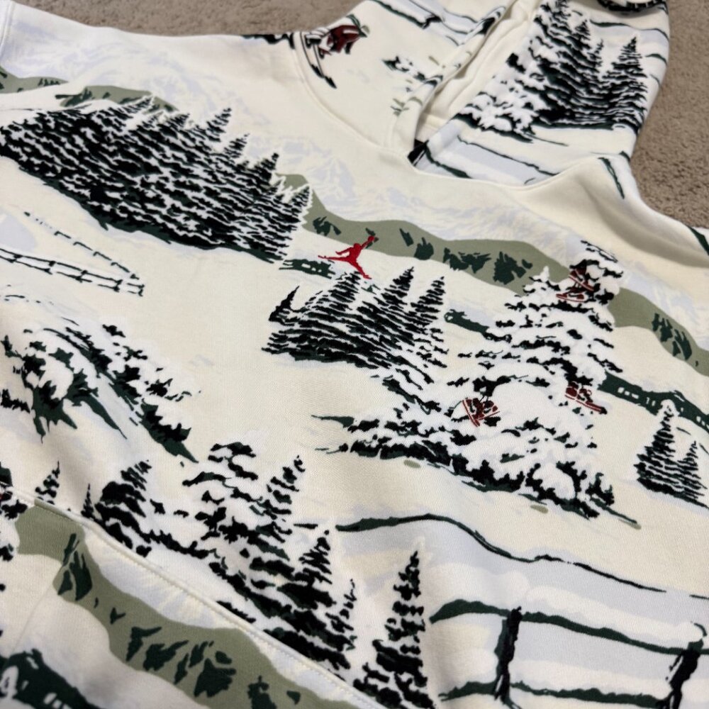 Jordan winter scene hoody sweatshirt - Picture 2 of 2